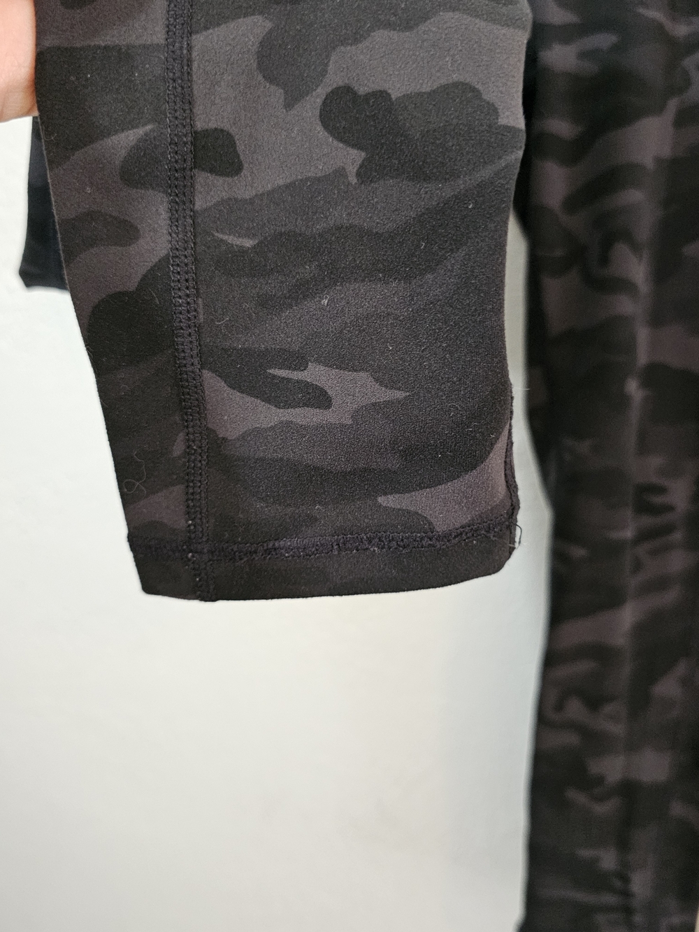 Colorfulkoala Camouflage High Rise Pocket Leggings 25" Womens Medium - Picture 5 of 9
